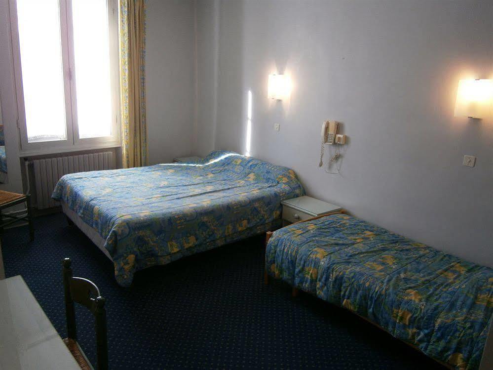 Logis Hotel Saint Jacques Valence  Ngoại thất bức ảnh