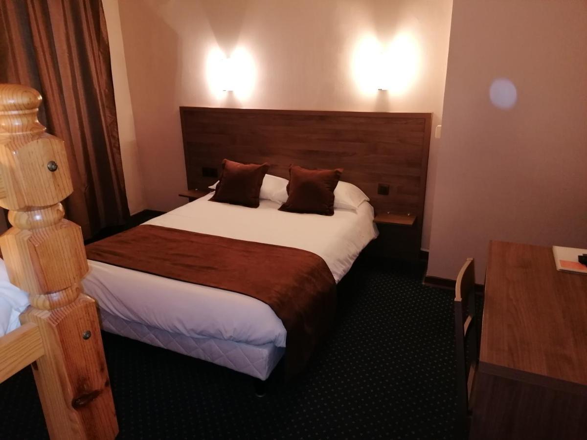 Logis Hotel Saint Jacques Valence  Ngoại thất bức ảnh